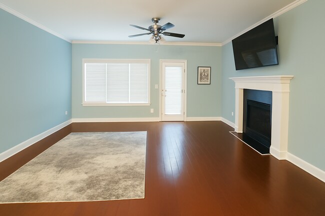 Building Photo - 183 Lumina Pl