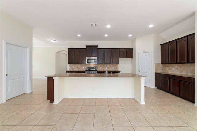 Building Photo - 17314 Aldenwilds Ln