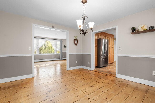 Building Photo - 11 Beebe Ln