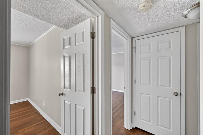 Building Photo - 2657 Lenox Rd NE
