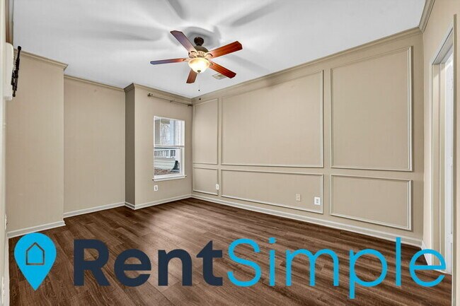 Building Photo - 4408 Helmsford Ln