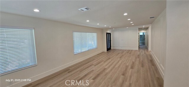 Building Photo - 3024 Sonrisa Dr