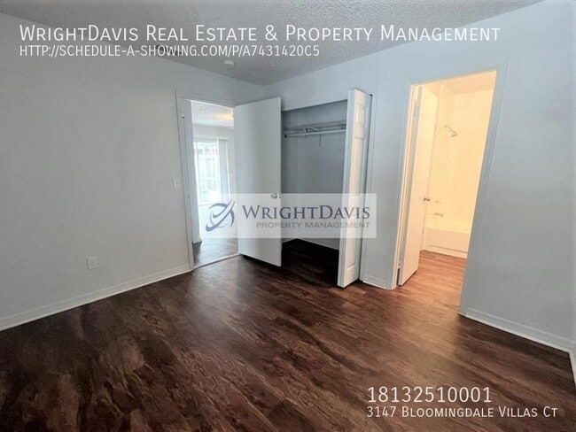 Building Photo - 3147 Bloomingdale Villas Ct