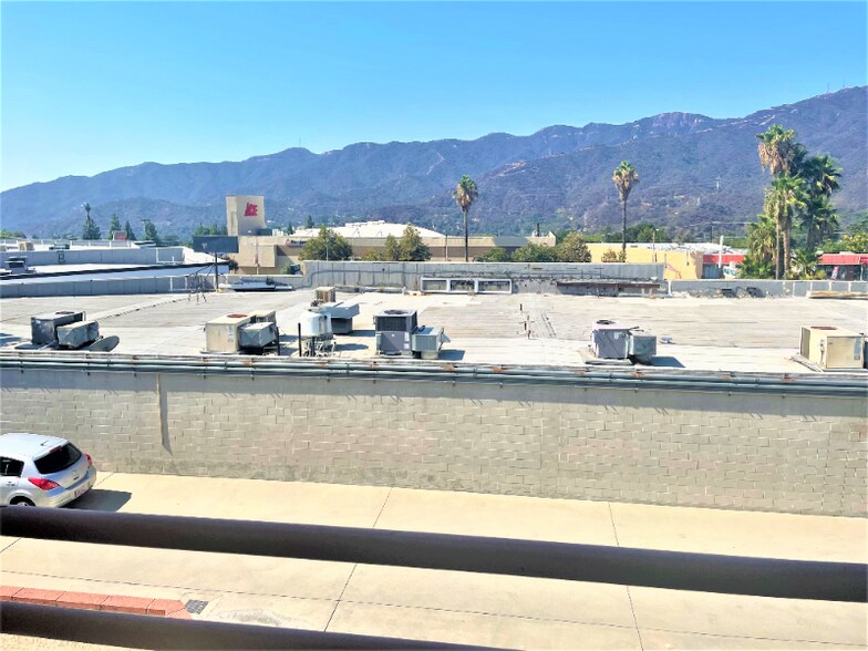 Building Photo - 3119 Foothill Blvd