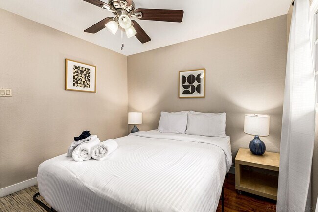 Building Photo - 8719 E Osborn Rd