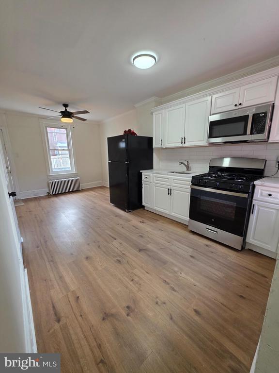 Building Photo - 419 BELL AL