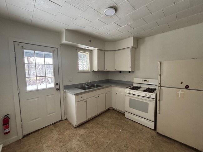 Building Photo - March Into Homeownership! Lease-to-Own Home Opportunity – This is NOT a Typical Rental!