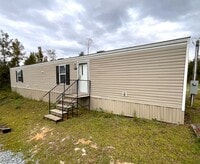 Building Photo - 2 Bedroom 2 Bathroom Mobile Home