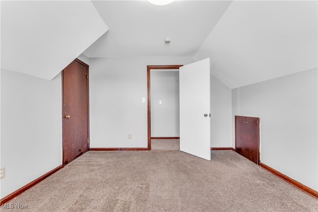 Building Photo - 5607 Allanwood Dr