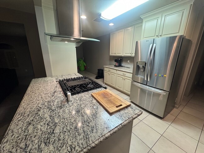 Building Photo - 6437 Dawn Dr