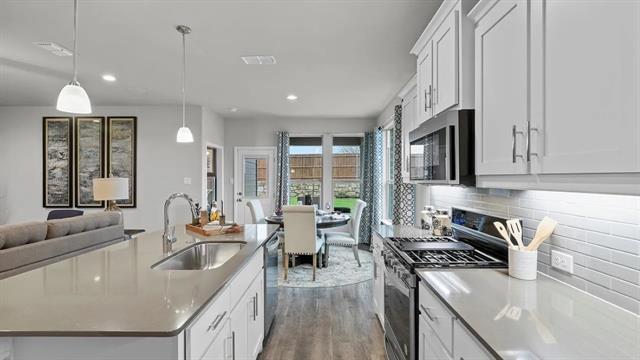 Building Photo - 15508 Leaside Dr