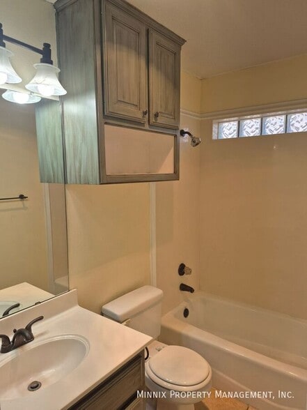 Building Photo - 1923 76th St