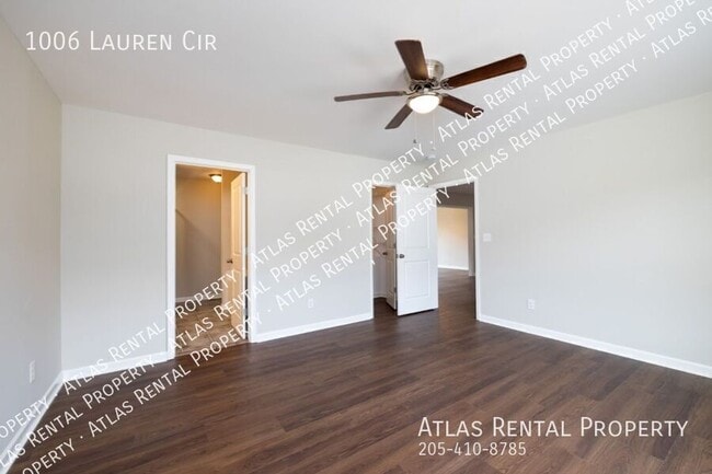 Building Photo - 1006 Lauren Cir E