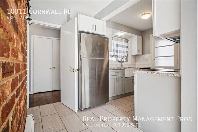 Building Photo - 10011 Cornwall Rd