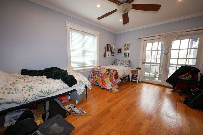 Building Photo - 127 Nonantum St