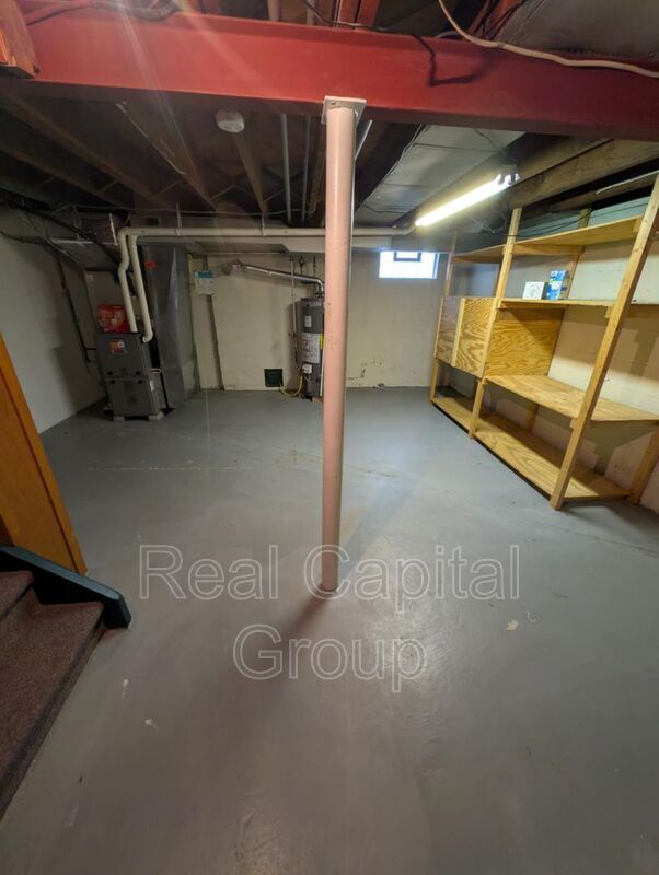 Building Photo - 226 Capen Blvd