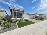 Building Photo - 2942 Manzanilla Ave