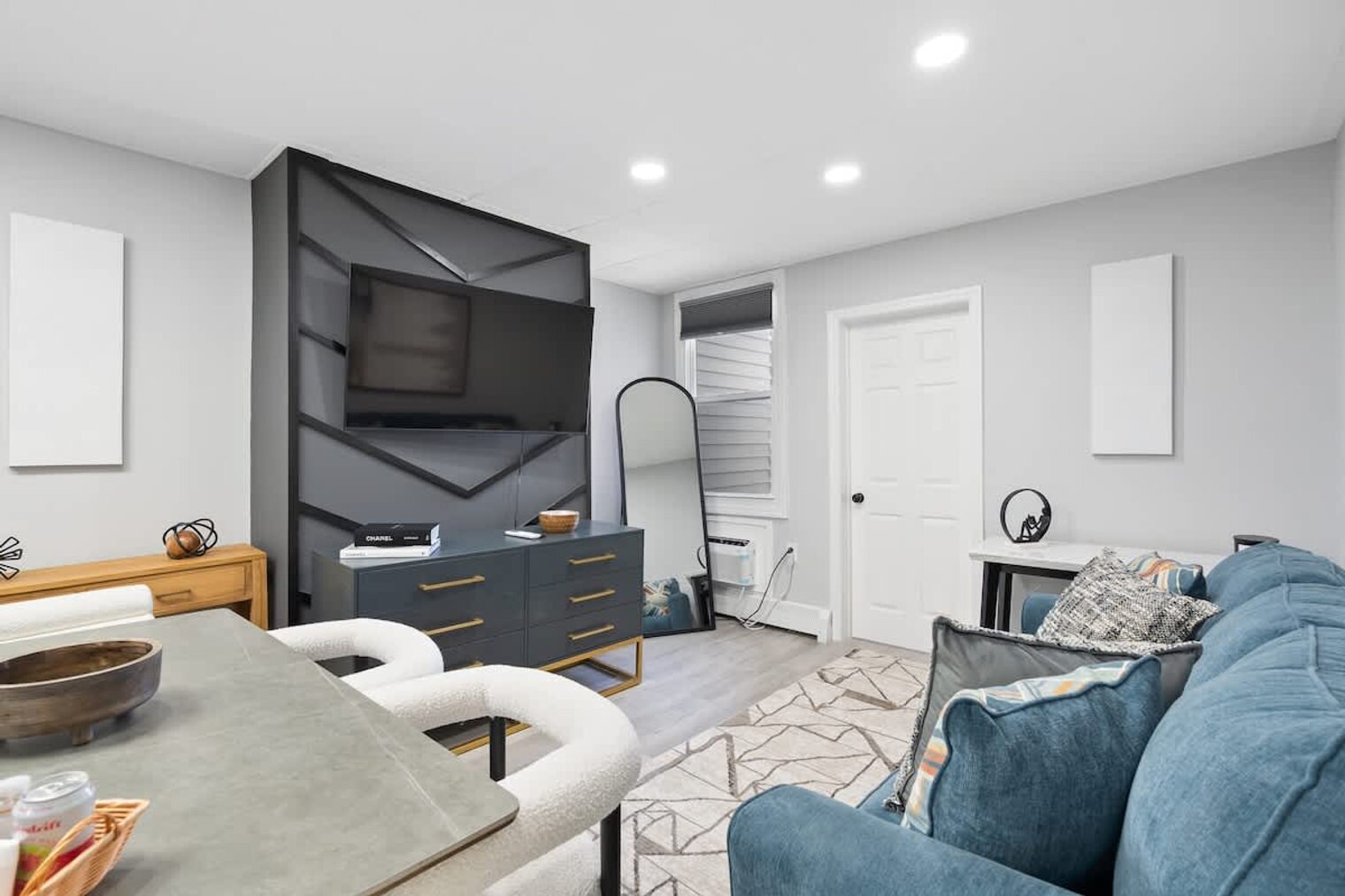 Building Photo - 225 Hancock Ave