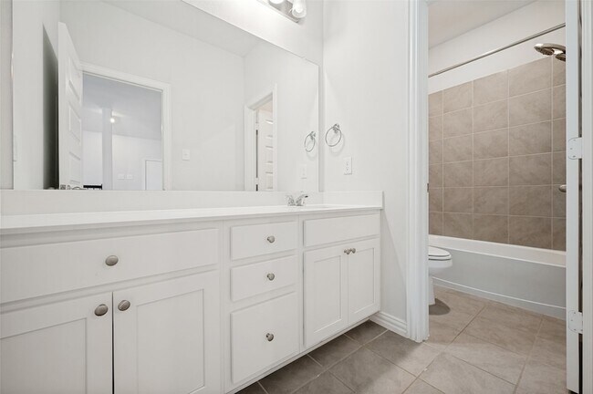 Building Photo - 3437 Loftwood Ln