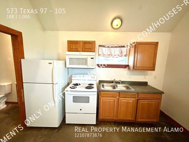 Building Photo - 573 TX-97