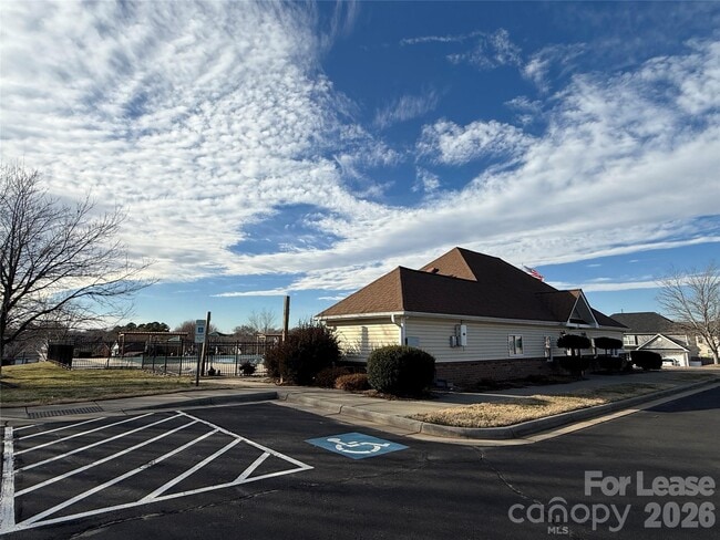 Building Photo - 203 Almora Loop