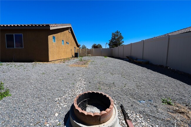 Building Photo - 6472 Centennial Rd