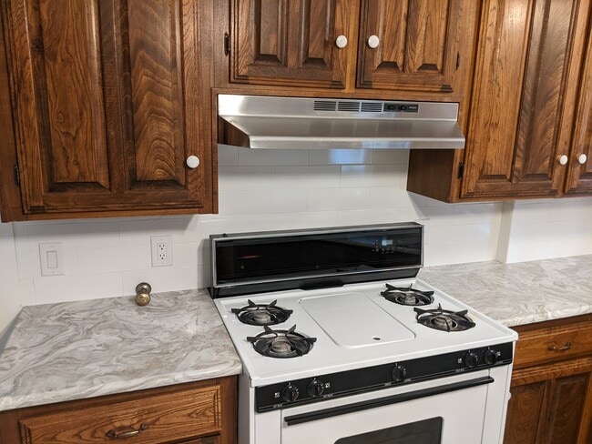 Building Photo - 214 N Clinton Ave