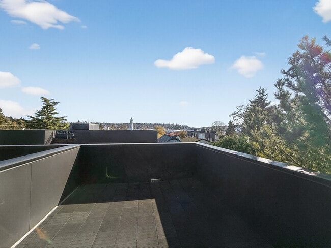 Building Photo - 809 NW 52nd St