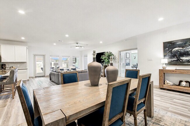 Building Photo - 3839 Hordley Ter Trl