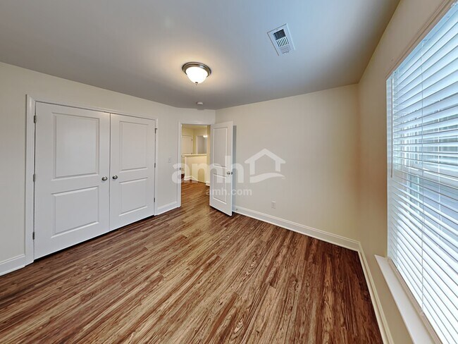 Building Photo - 4757 Chutney Dr