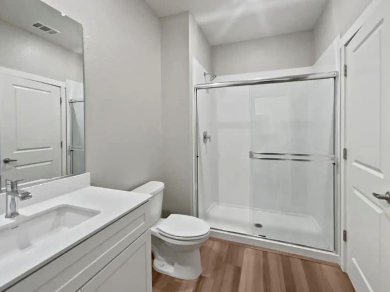 Building Photo - 4074 Southampton St