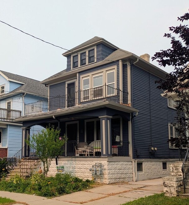 Building Photo - 47 Bridgeman St