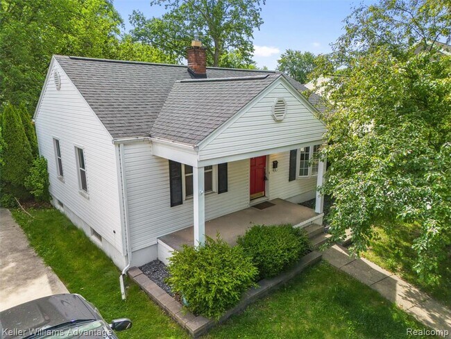 Building Photo - 617 S Edgeworth Ave