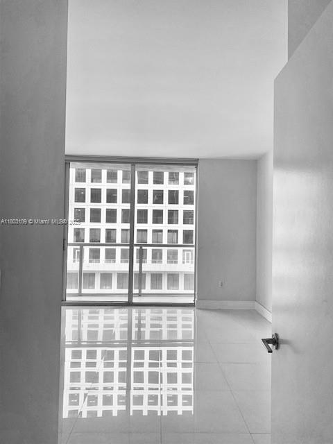 Building Photo - 500 Brickell Ave