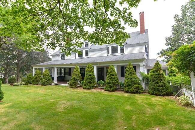 Building Photo - Winter Rental In Manchester-by-the-Sea