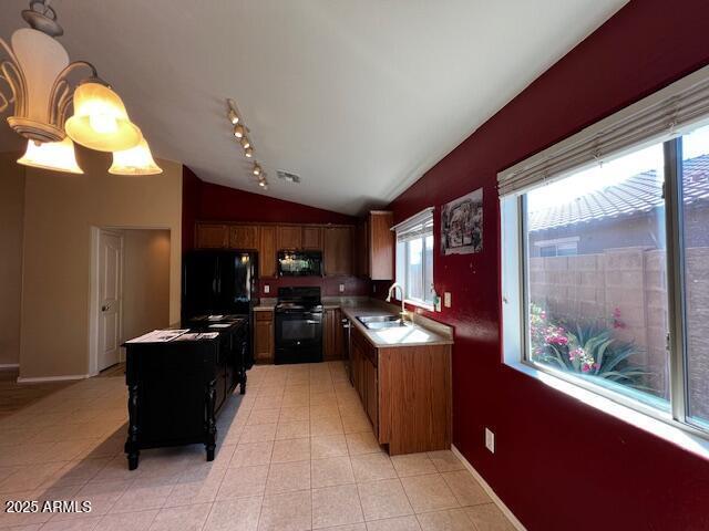 Building Photo - 18410 W Lundberg St