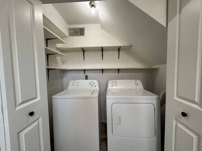 Building Photo - $1,950 | 3 Bedroom, 2 Bathroom | No Pets | Available on August 1st, 2026!