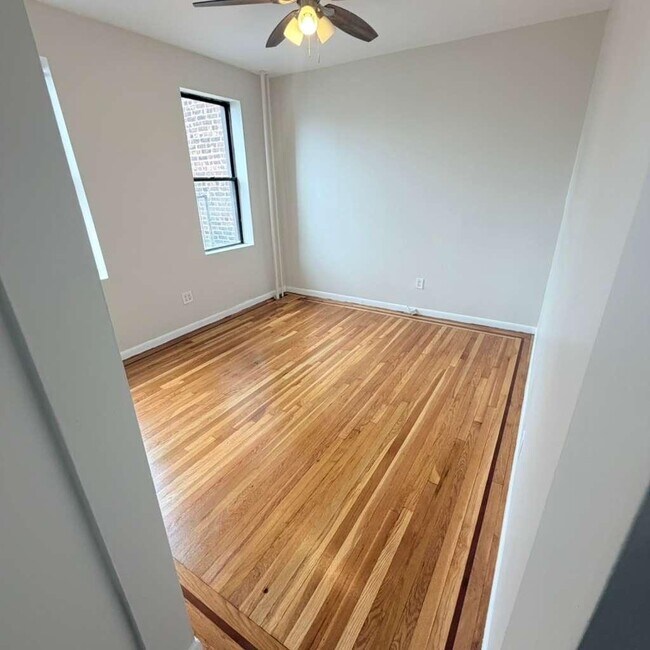 Building Photo - 7111 Palisade Ave