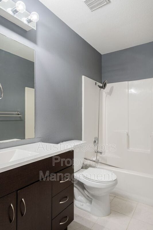 Building Photo - 8900 Pocono Cove