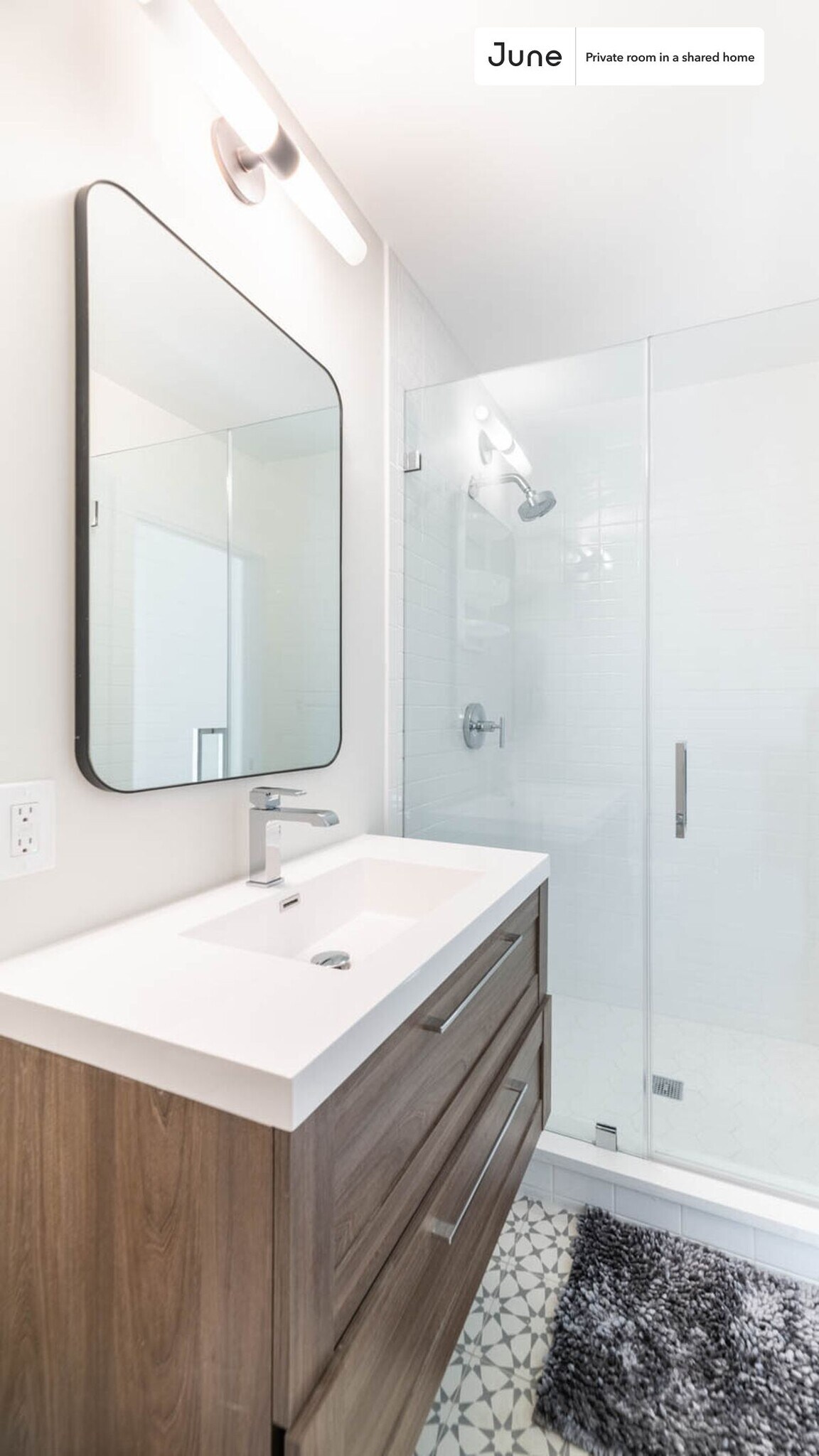 Building Photo - Room in Shared 3 bed/2.5 bath home in Columbia Heights