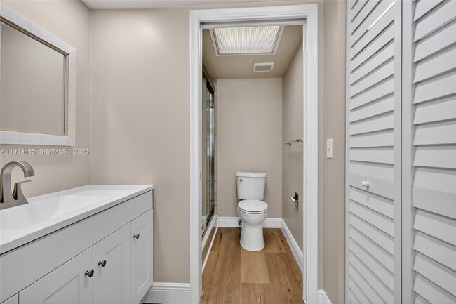 Building Photo - 12500 SW 5th Ct