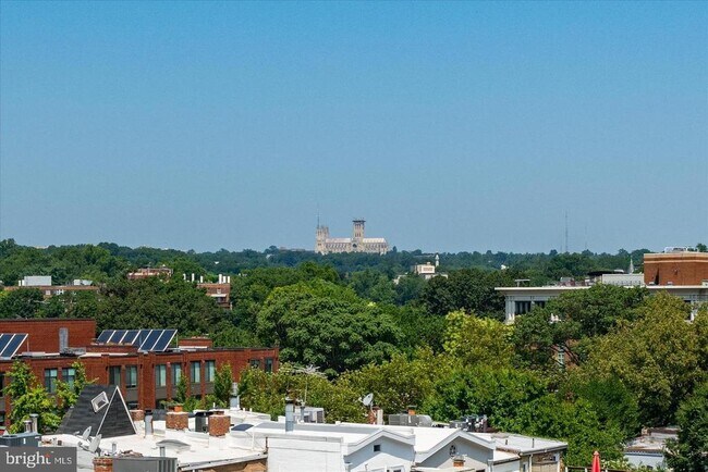 Building Photo - 2130 N St NW