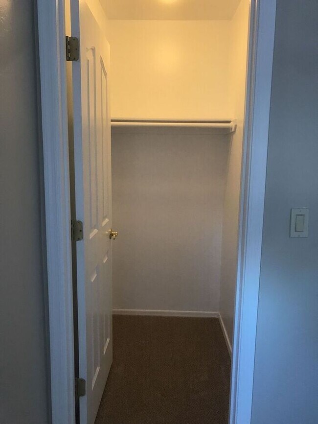 Building Photo - Spacious Marana Living with Loft & Low-Maintenance Appeal