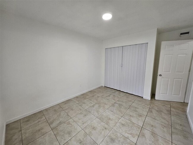 Building Photo - 3651 N Goldenrod Rd