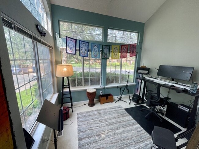 Building Photo - Charming 2 Bedroom Condo in Boulder's Powderhorn Community