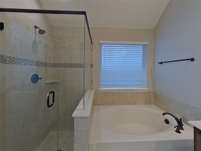 Building Photo - 625 Fox View Dr