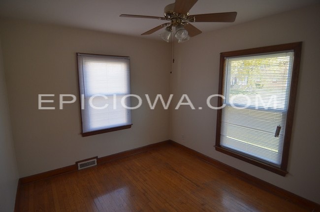 Building Photo - 1225 Oakland Rd NE