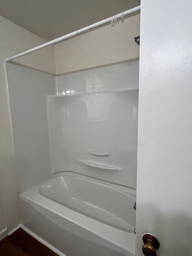 Building Photo - 925-931 Mitchell St