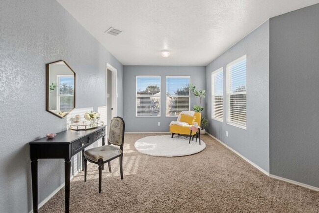 Building Photo - 1412 Prairie Rock