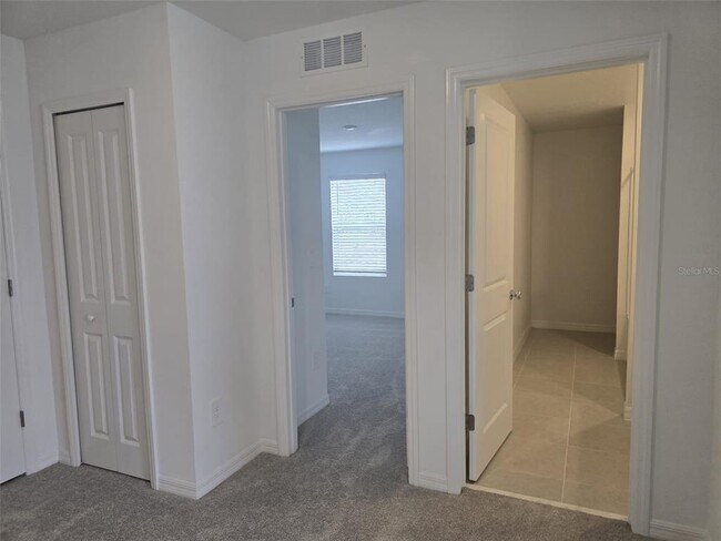 Building Photo - 11901 Brae Wy